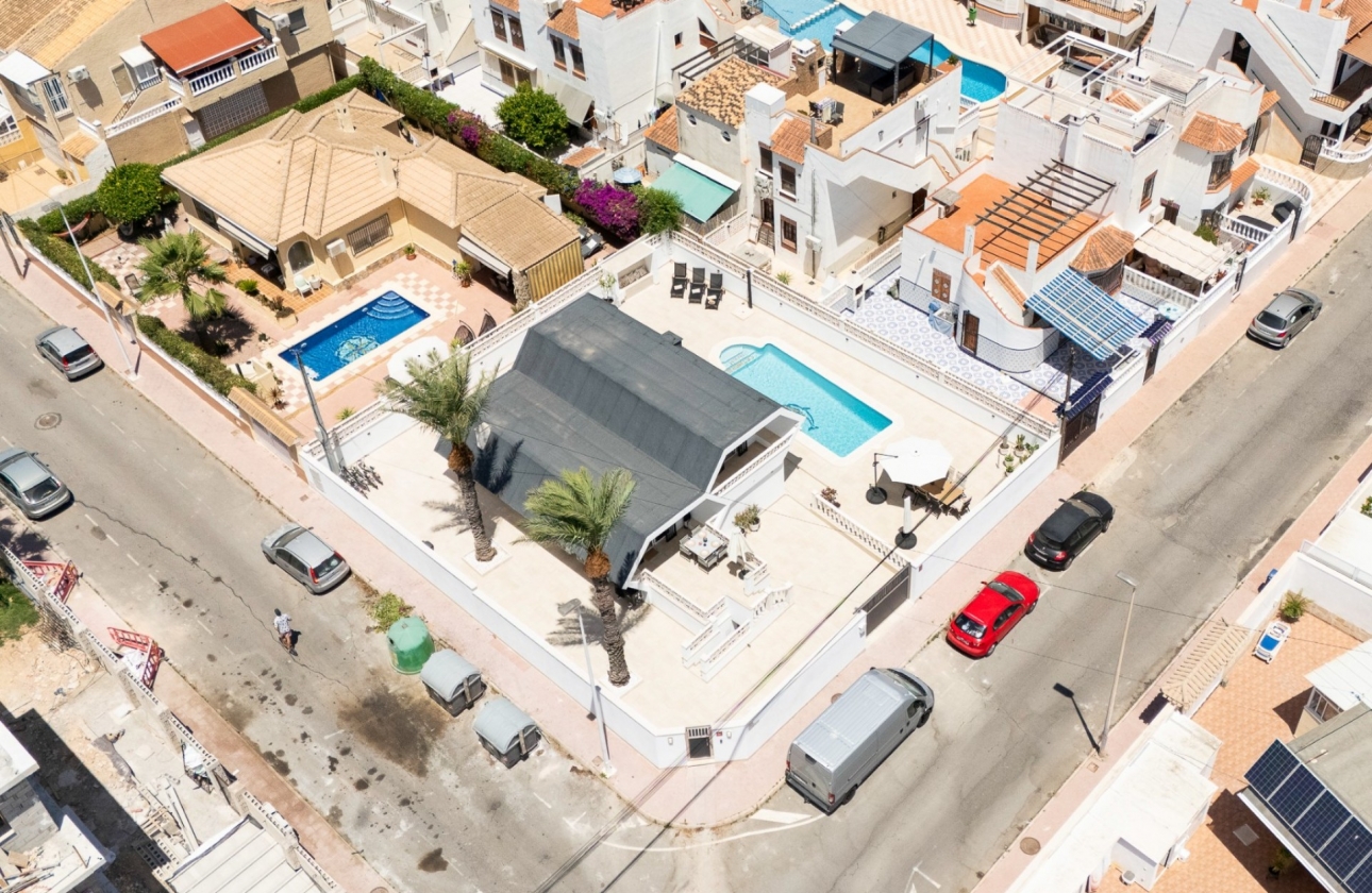Reventa - Villa - Torrevieja - Playa de los Locos