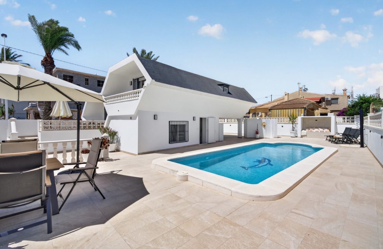 Reventa - Villa - Torrevieja - Playa de los Locos