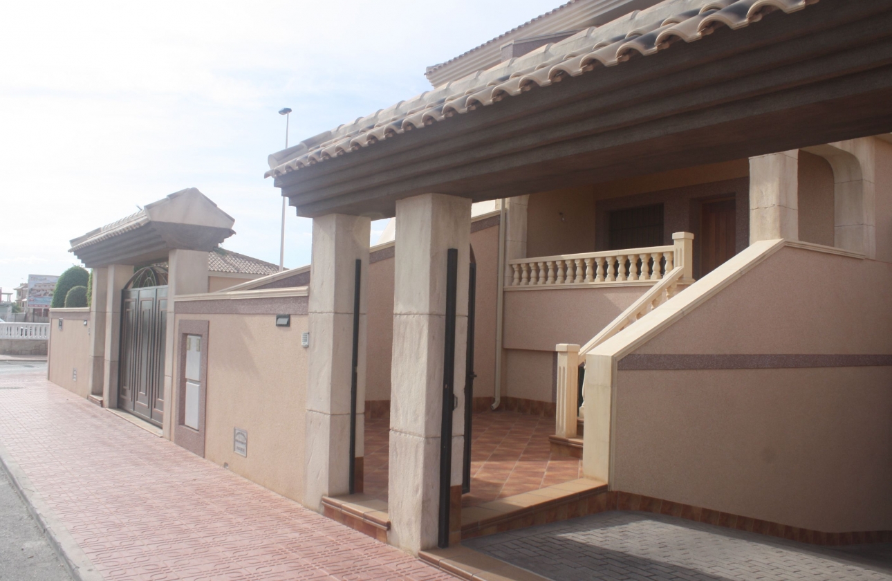 Rynek pierwotny - Bliźniak - Torrevieja