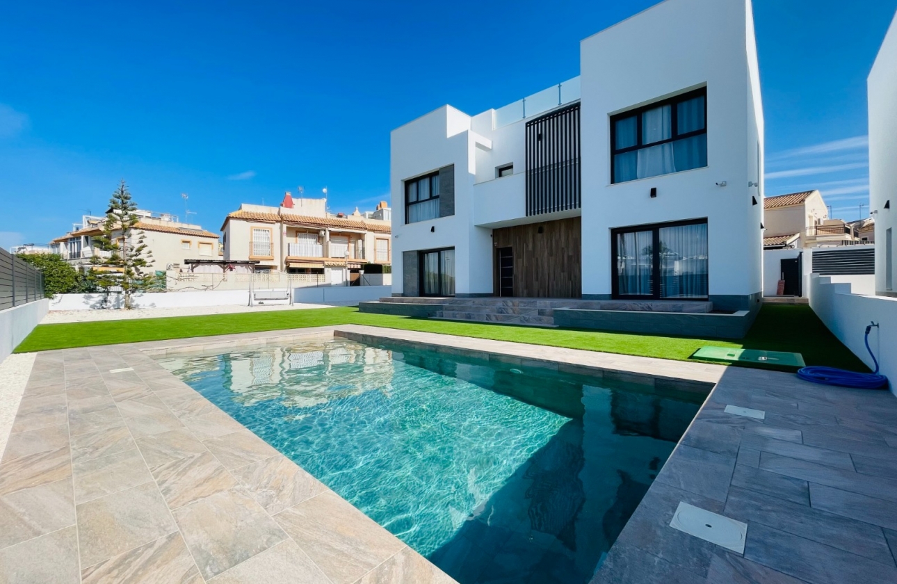 Rynek pierwotny - Detached - Torrevieja