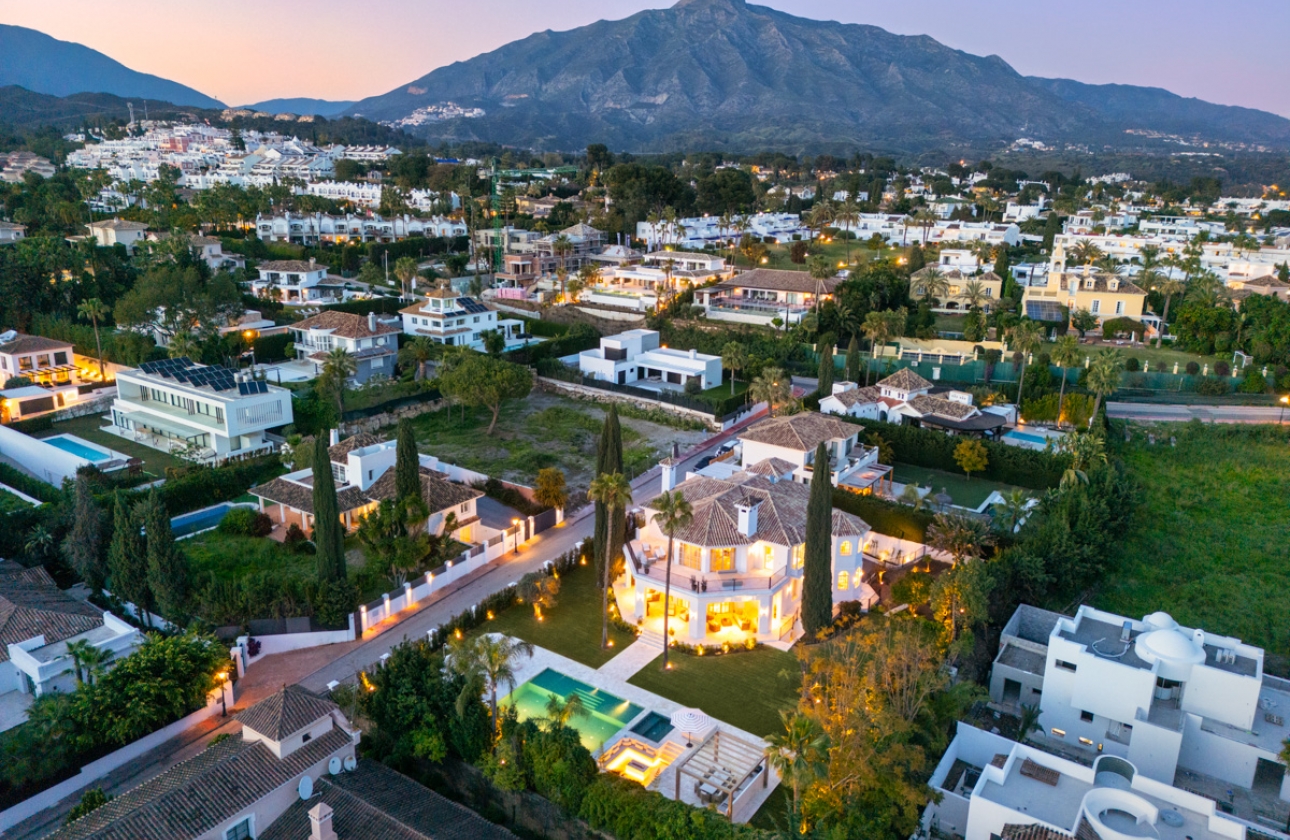 Rynek pierwotny - Villa - Marbella