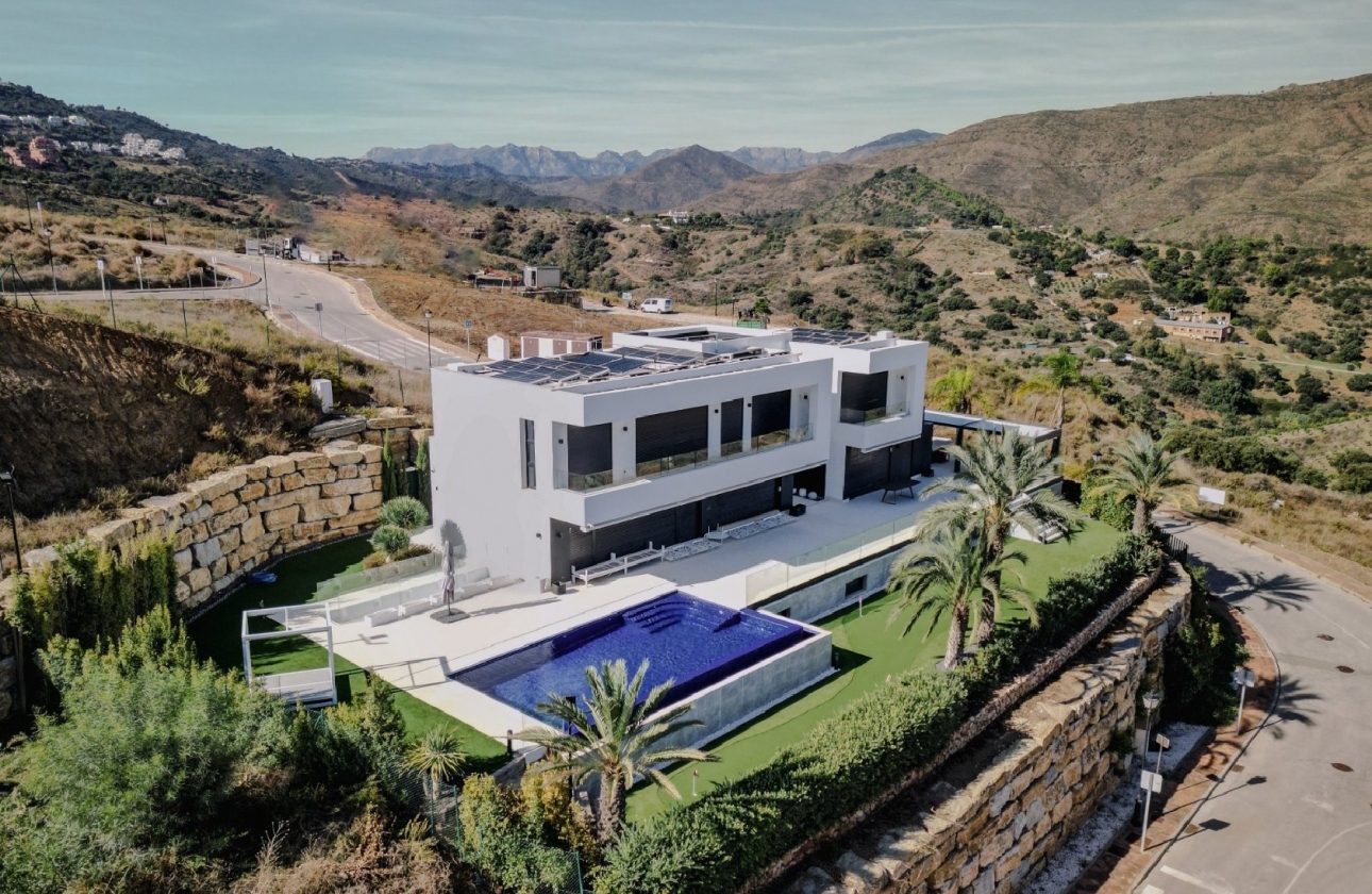 Rynek pierwotny - Villa - Mijas