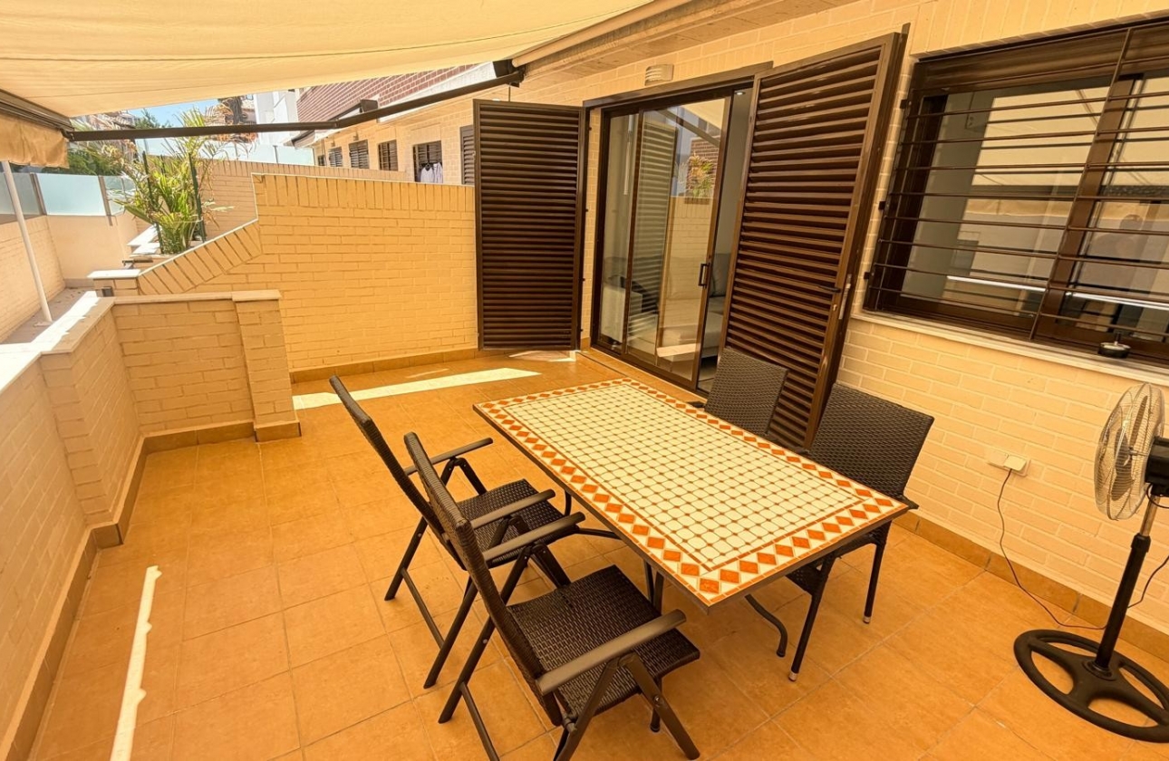 Rynek wtórny - Apartament - Orihuela Costa - Lomas de Cabo Roig