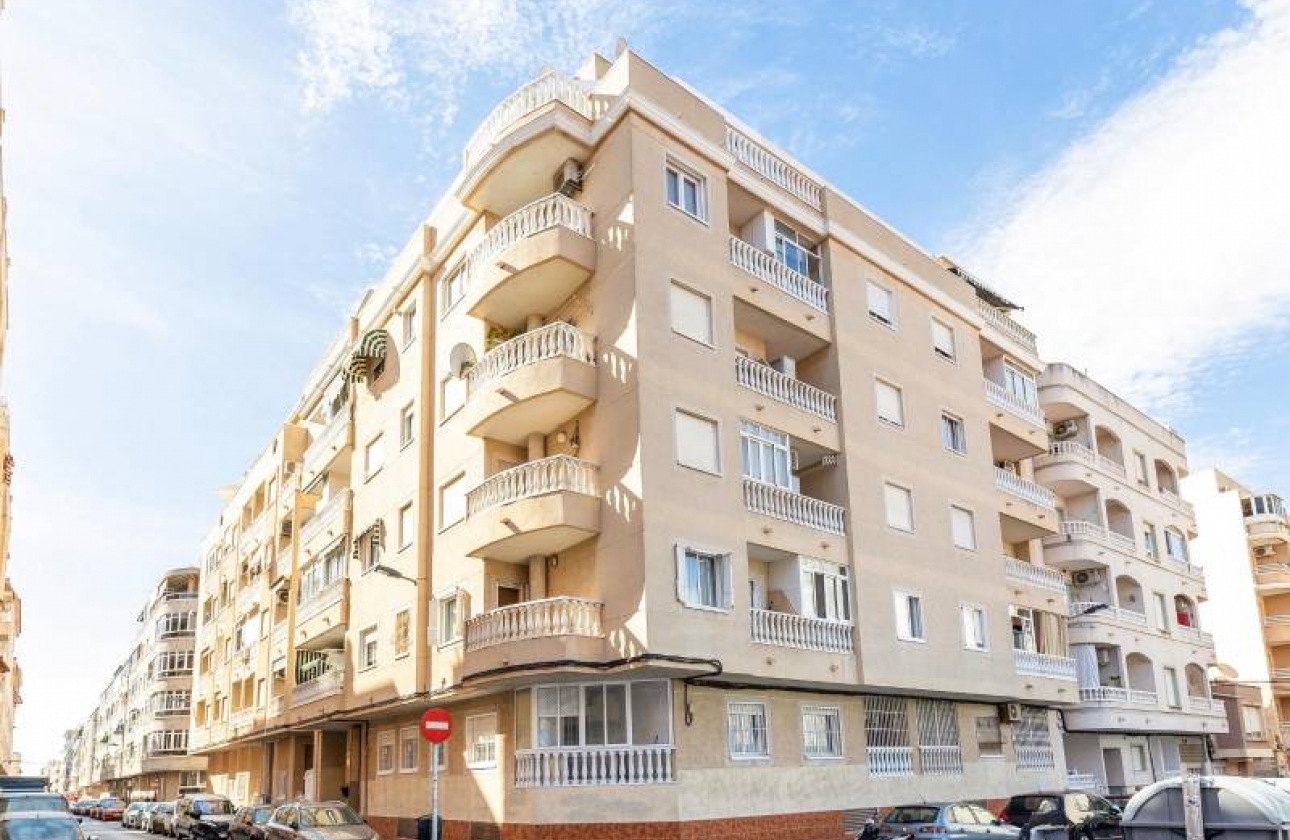 Rynek wtórny - Apartament - Torrevieja - Estacion de autobuses