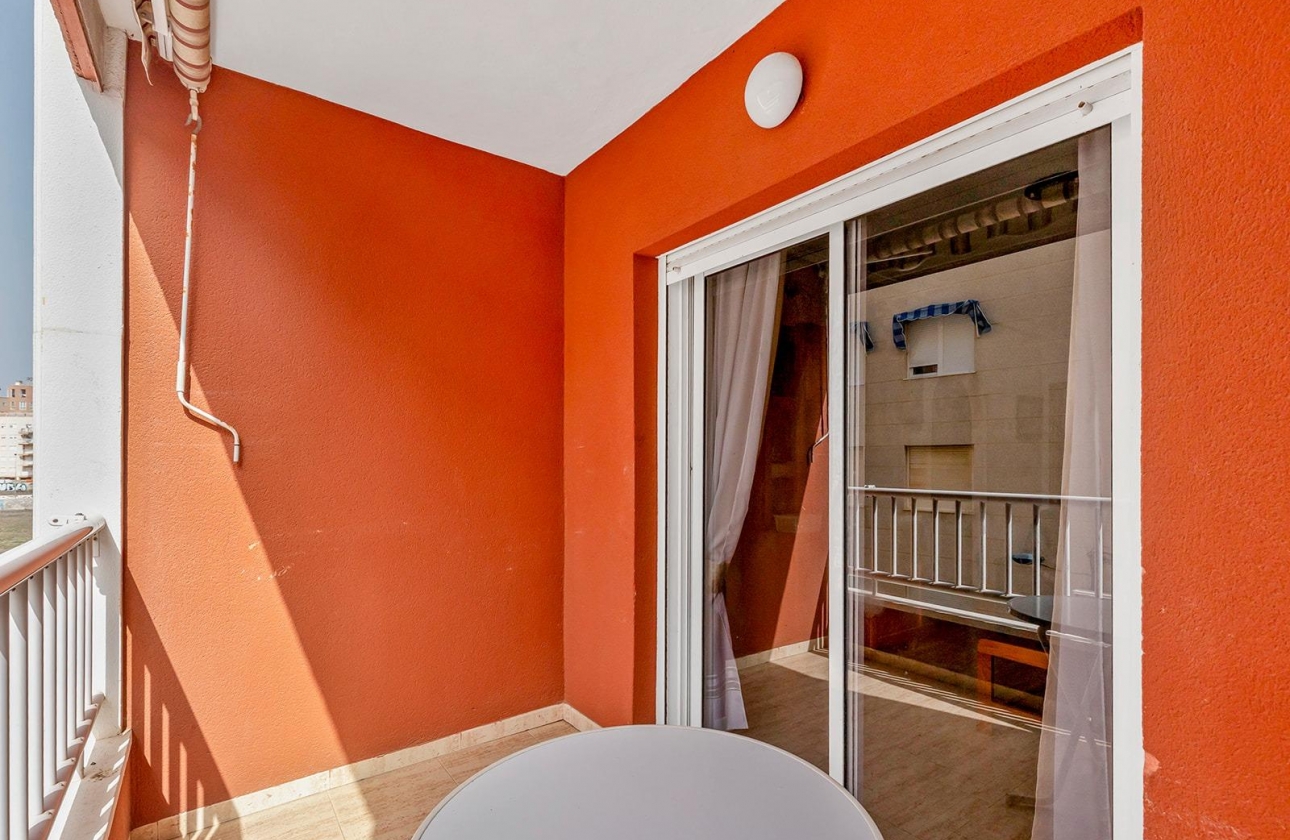 Rynek wtórny - Apartament - Torrevieja - Estacion de autobuses