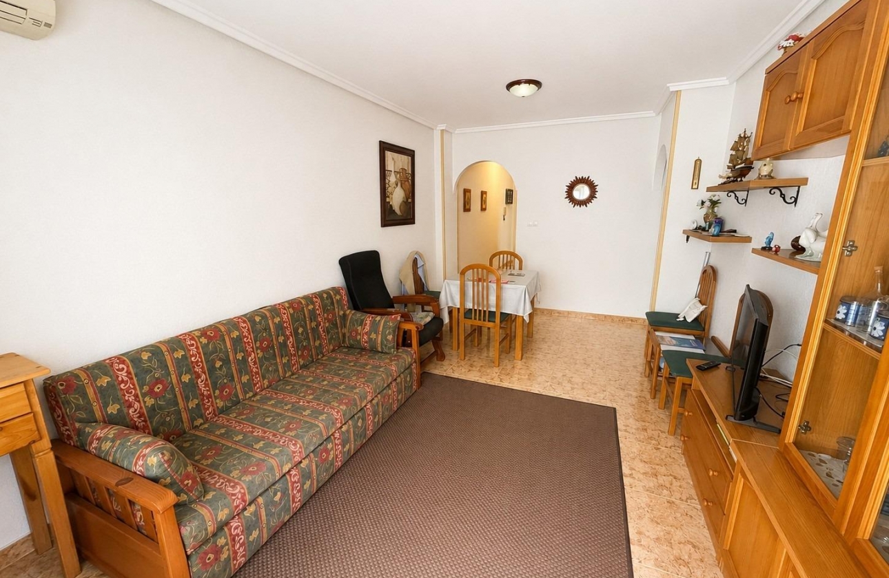 Rynek wtórny - Apartament - Torrevieja - Estacion de autobuses