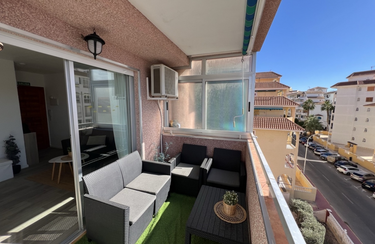 Rynek wtórny - Apartament - Torrevieja - La Mata