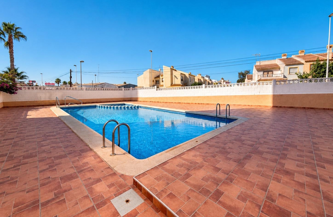 Rynek wtórny - Apartament - Torrevieja - Nueva Torrevieja