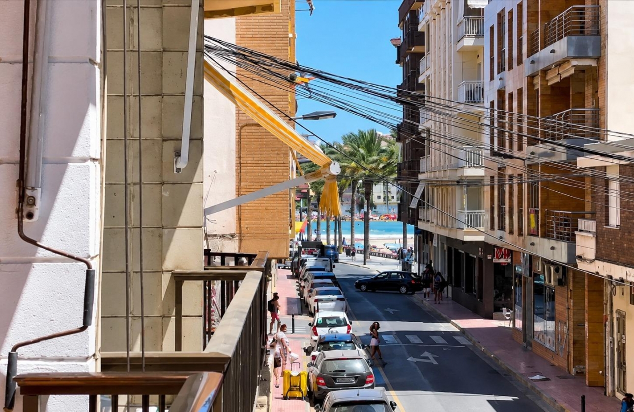 Rynek wtórny - Apartament - Torrevieja - Paseo maritimo
