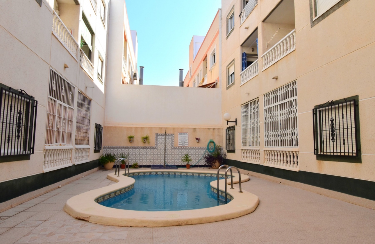 Rynek wtórny - Apartament - Torrevieja - Playa de los Locos