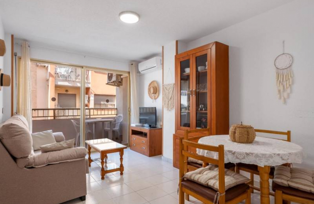 Rynek wtórny - Apartament - Torrevieja - Playa de los Locos