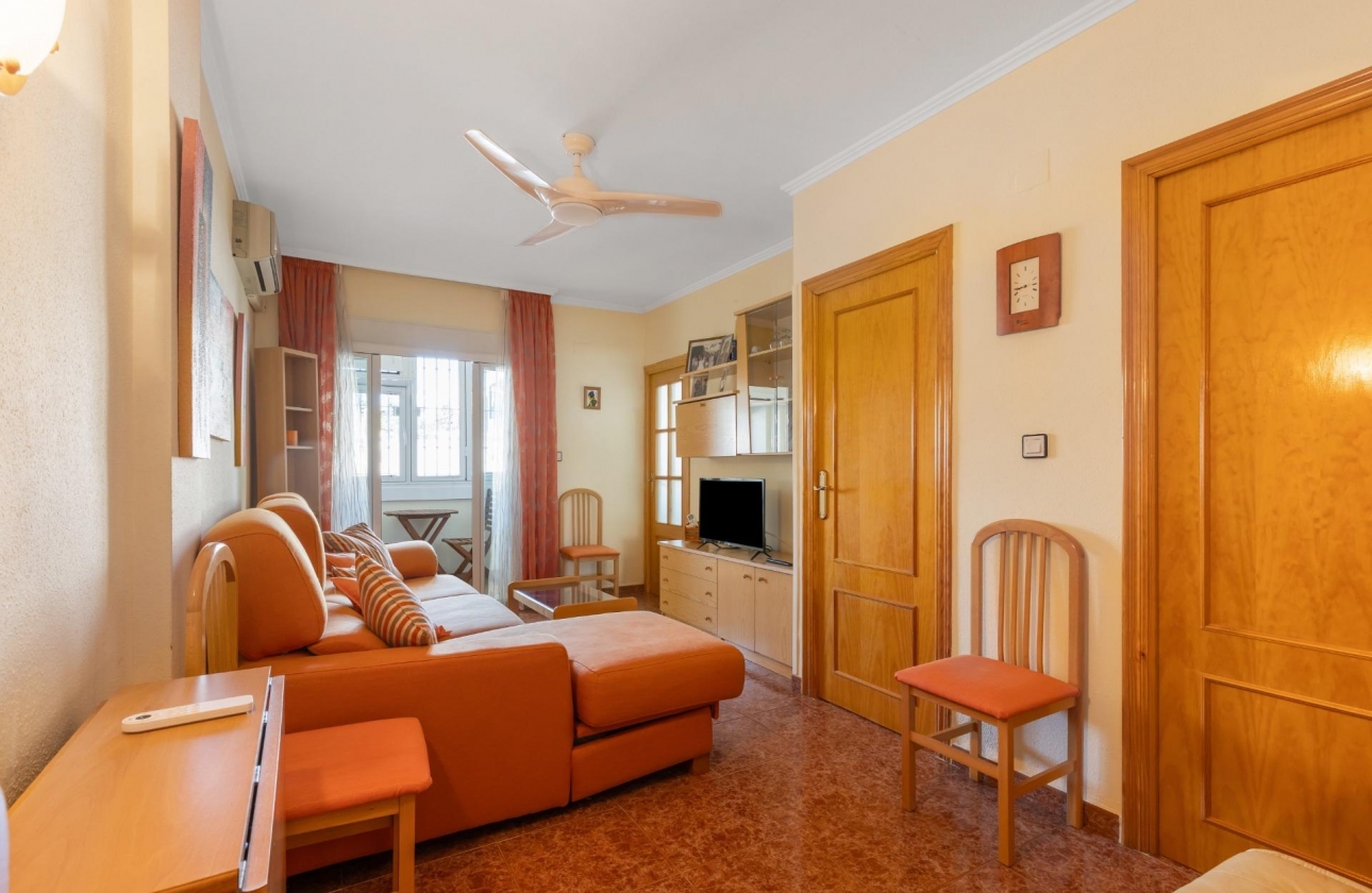 Rynek wtórny - Apartament - Torrevieja - Playa de los Locos