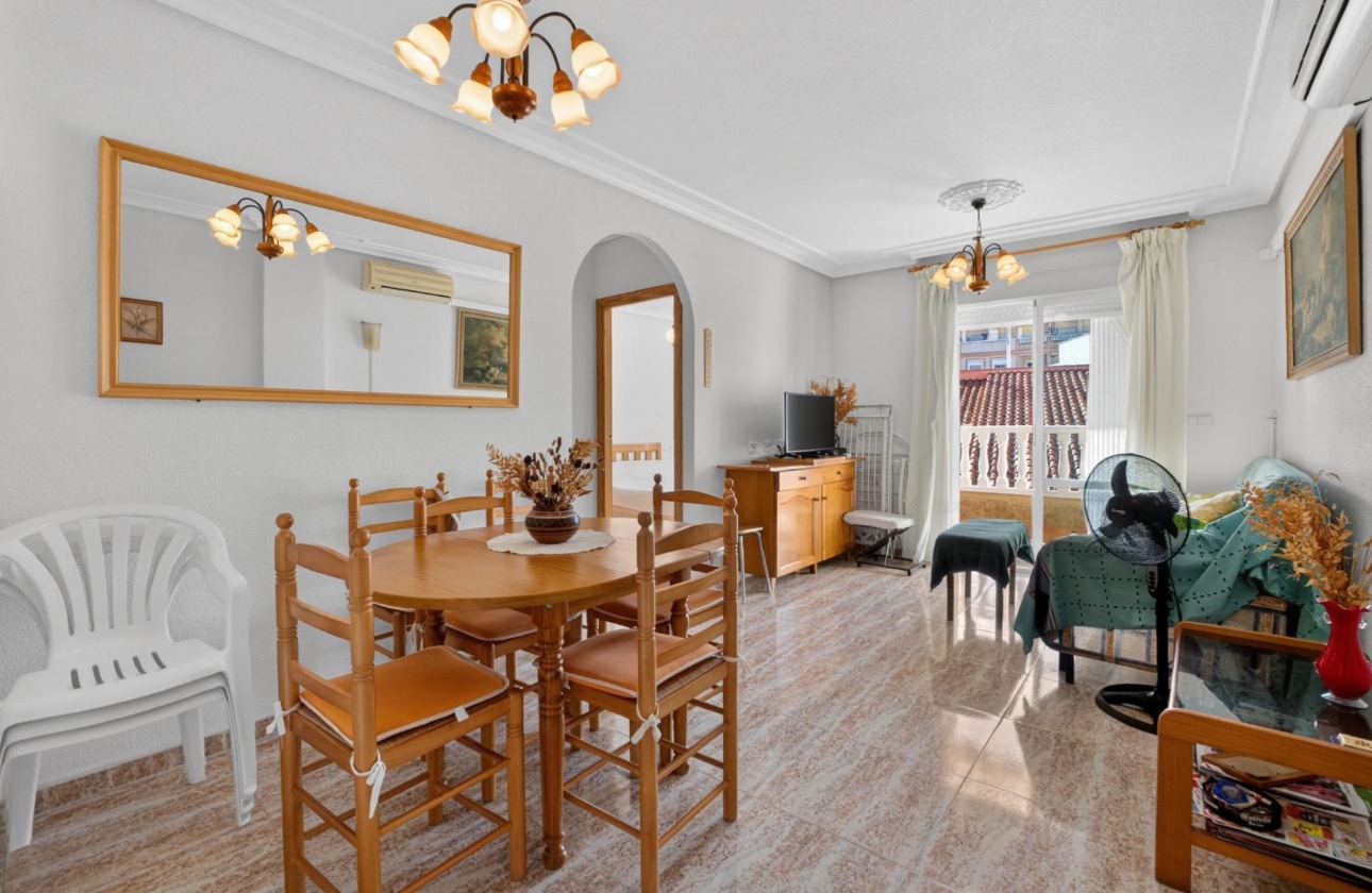 Rynek wtórny - Apartament - Torrevieja - Playa de los Locos