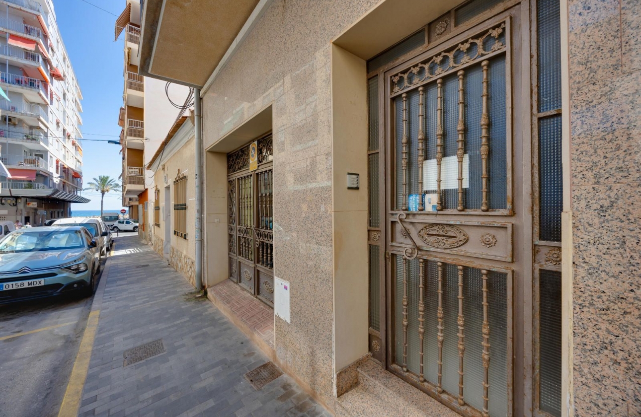 Rynek wtórny - Apartament - Torrevieja - Playa del Cura