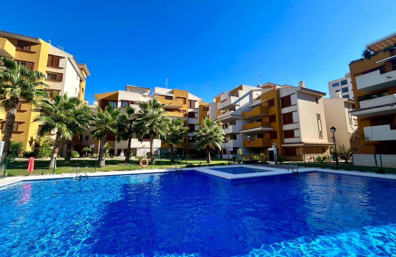 Rynek wtórny - Apartament - Torrevieja - Punta prima