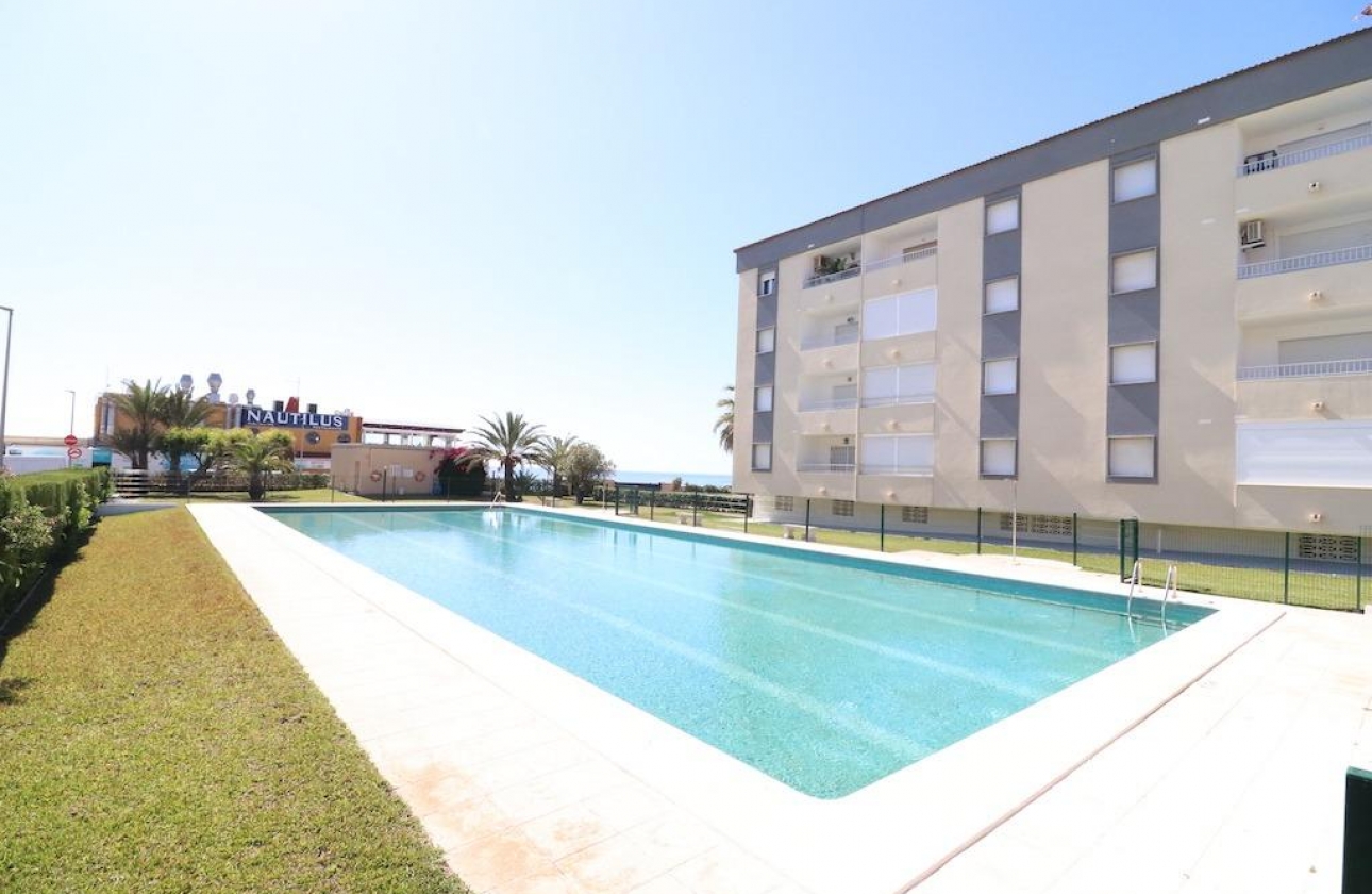 Rynek wtórny - Apartament - Torrevieja - Punta Prima