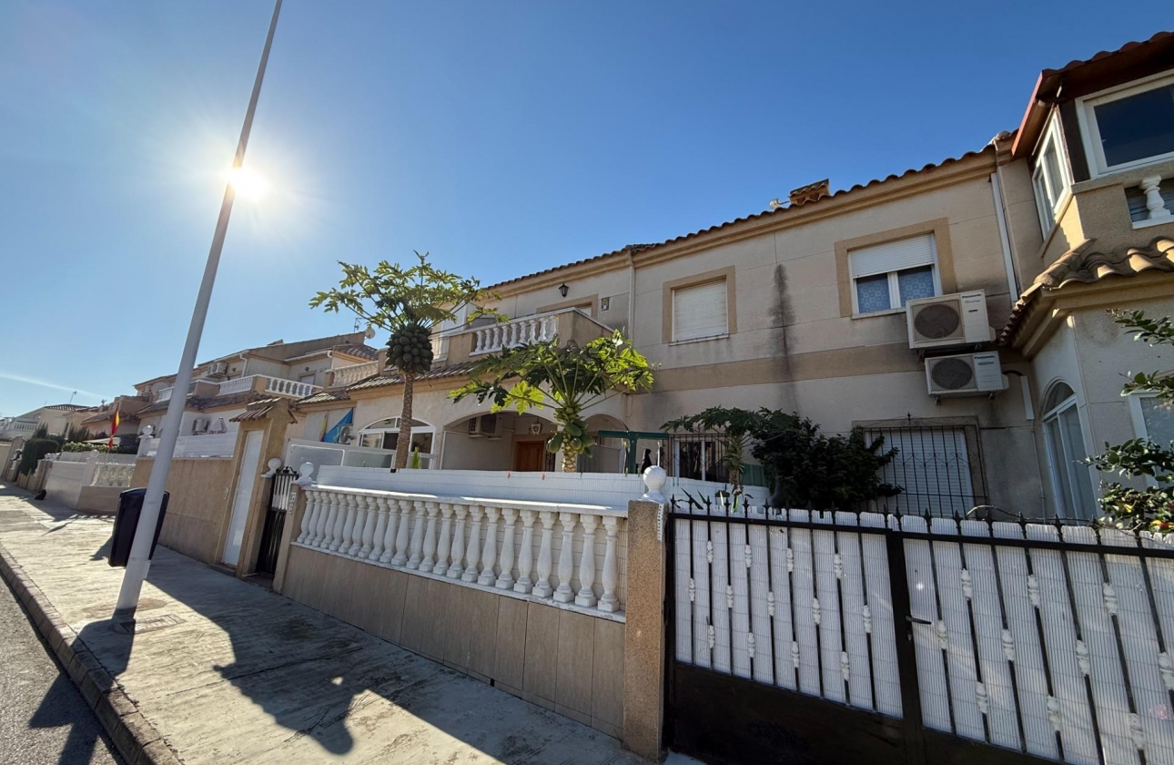Rynek wtórny - Bungalow - Torrevieja - Aguas Nuevas