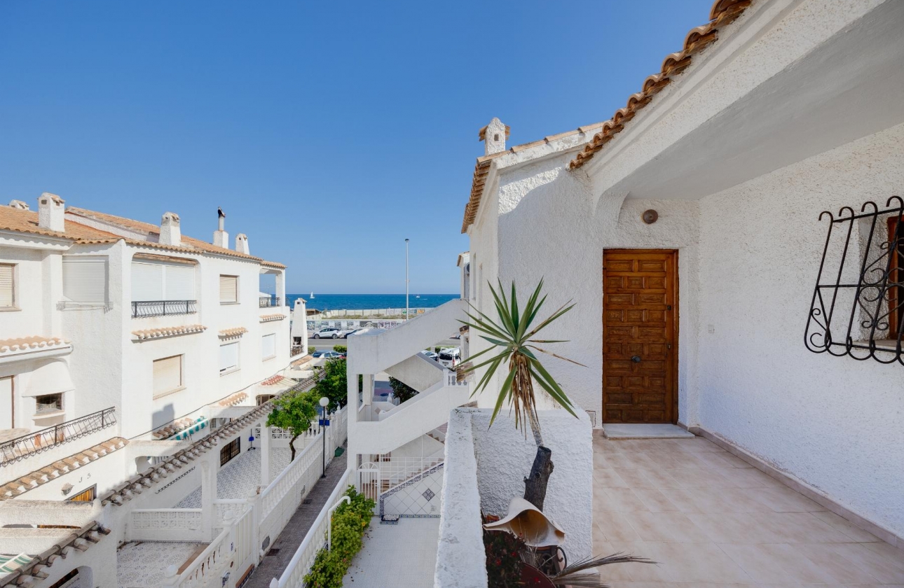 Rynek wtórny - Bungalow - Torrevieja - Playa De Los Naufragos