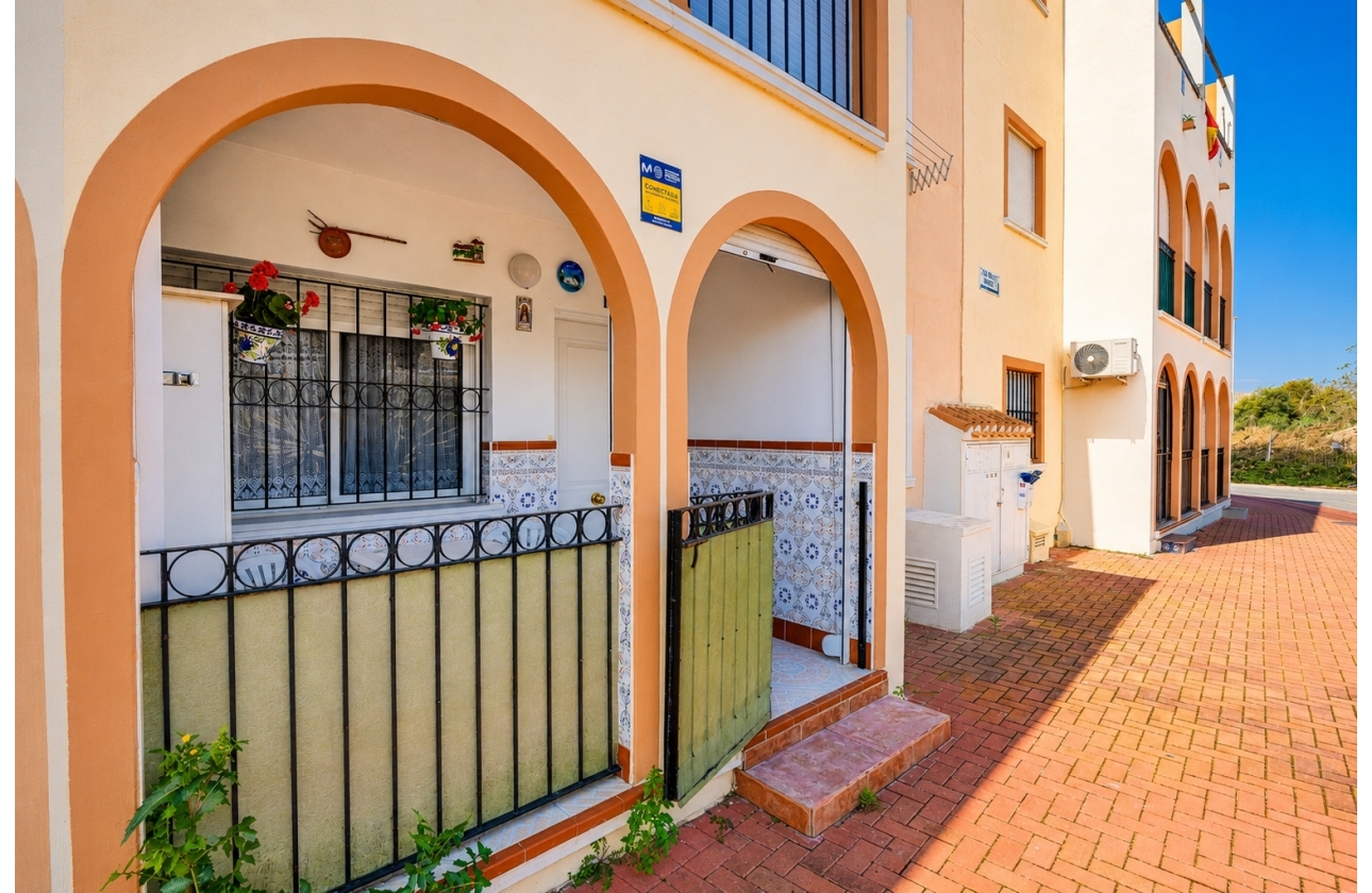 Rynek wtórny - Bungalow - Torrevieja - Playa De Los Naufragos