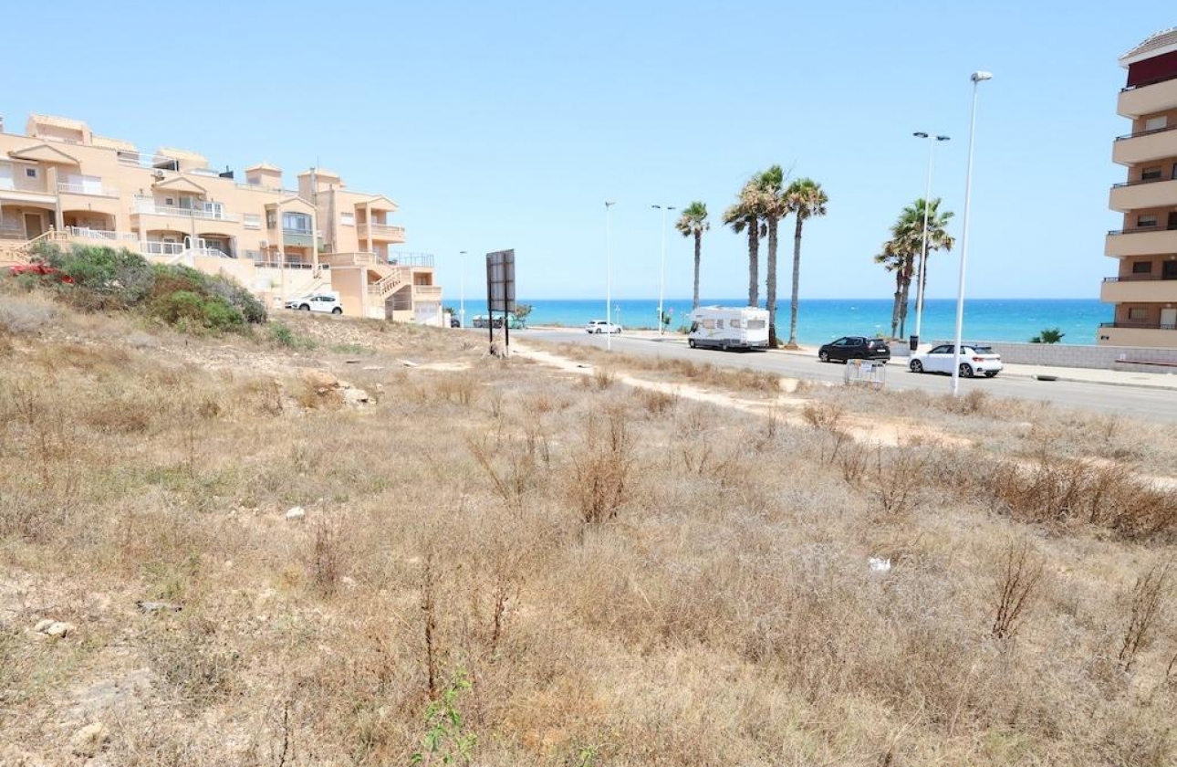 Rynek wtórny - Działka / Grunt - Torrevieja - Cabo cervera