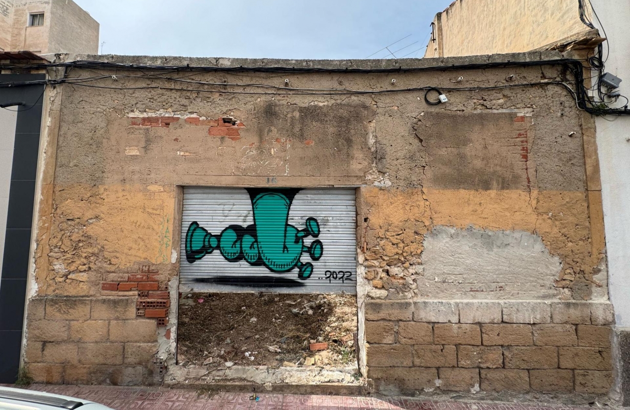 Rynek wtórny - Działka / Grunt - Torrevieja - Centro