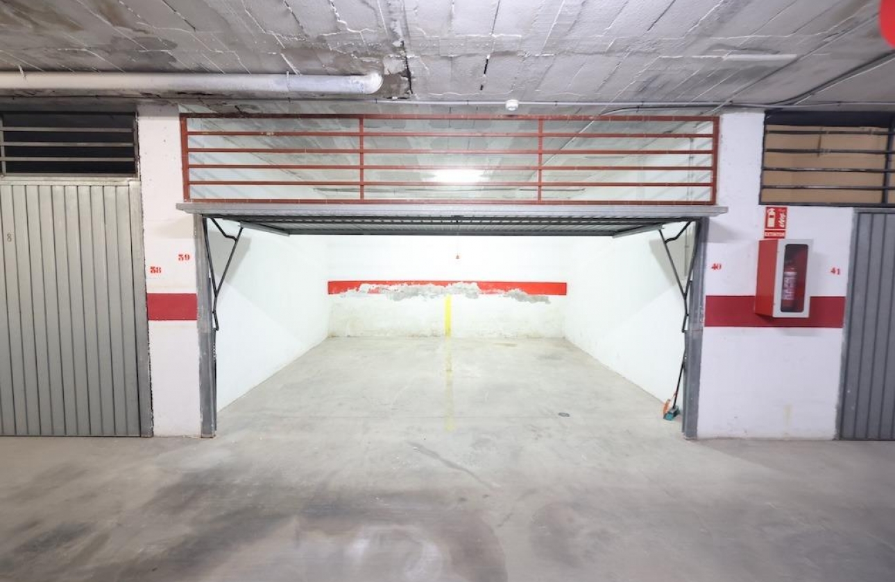 Rynek wtórny - Garaż - Torrevieja - Los Frutales