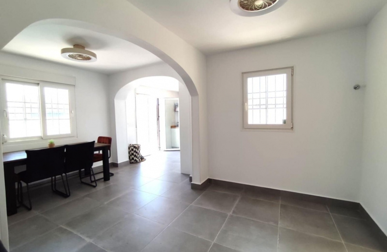 Rynek wtórny - Quad - Orihuela Costa - Play Flamenca