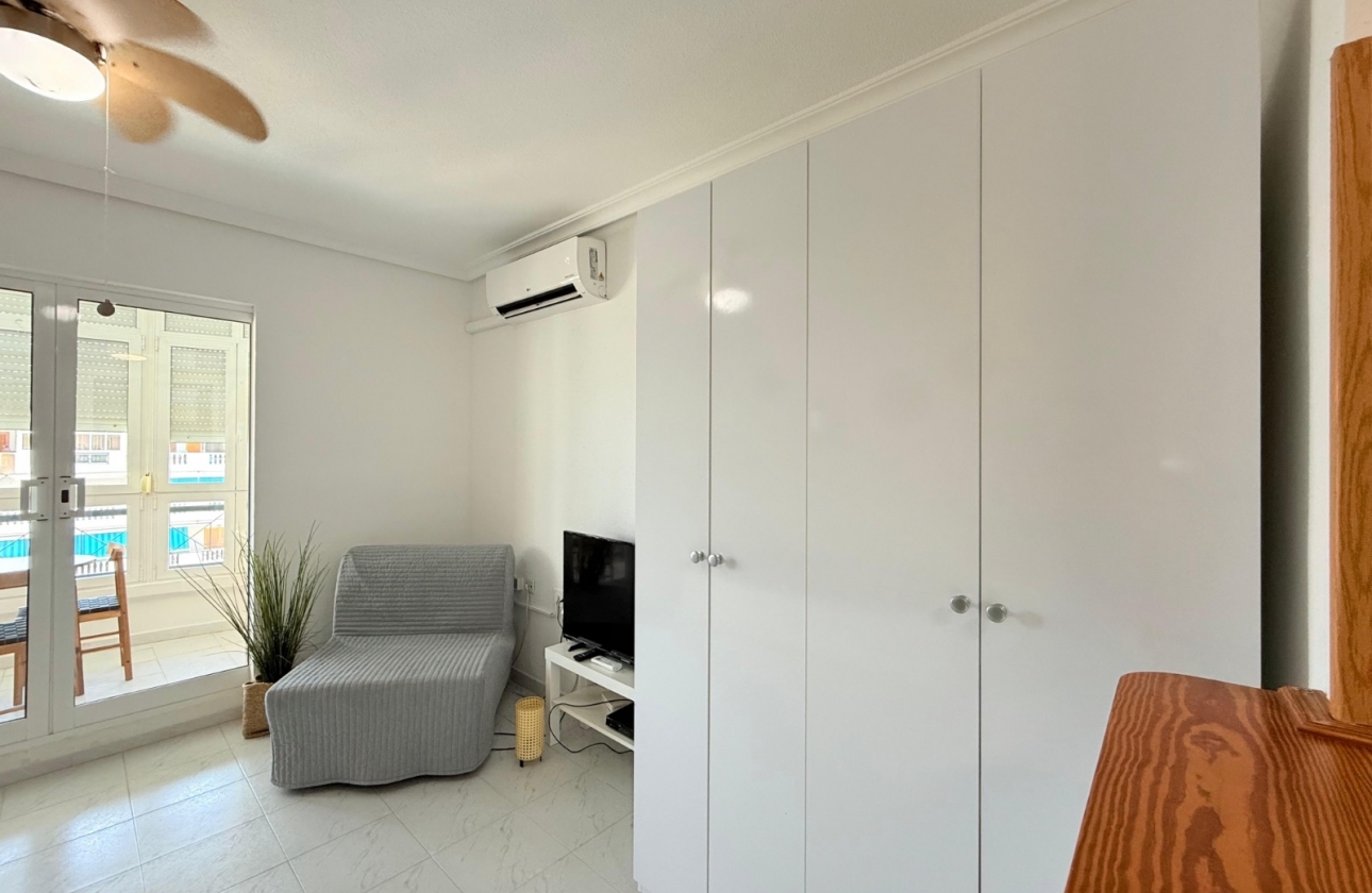Rynek wtórny - Studio/Kawalerka - Torrevieja - La Mata