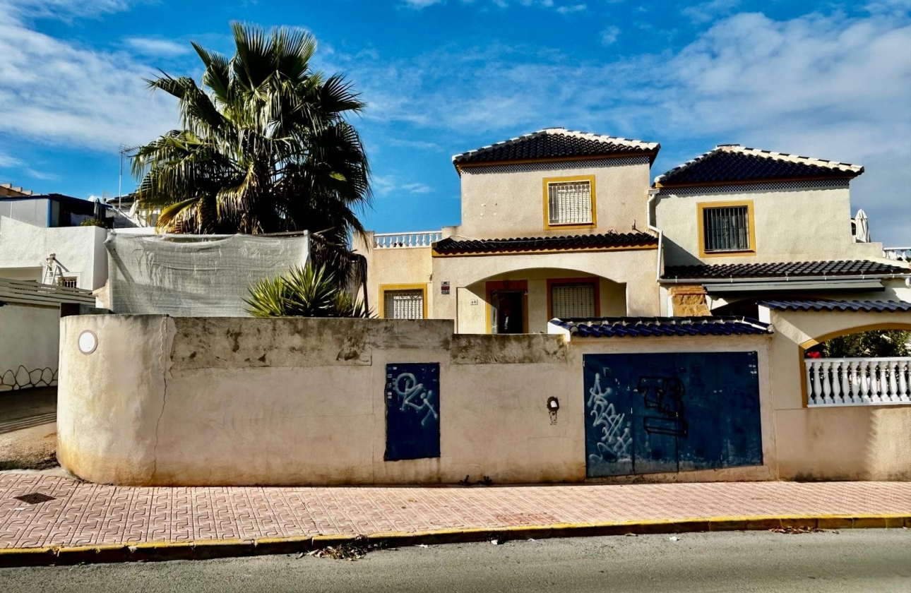 Rynek wtórny - Szeregowiec - Torrevieja - Los Balcones