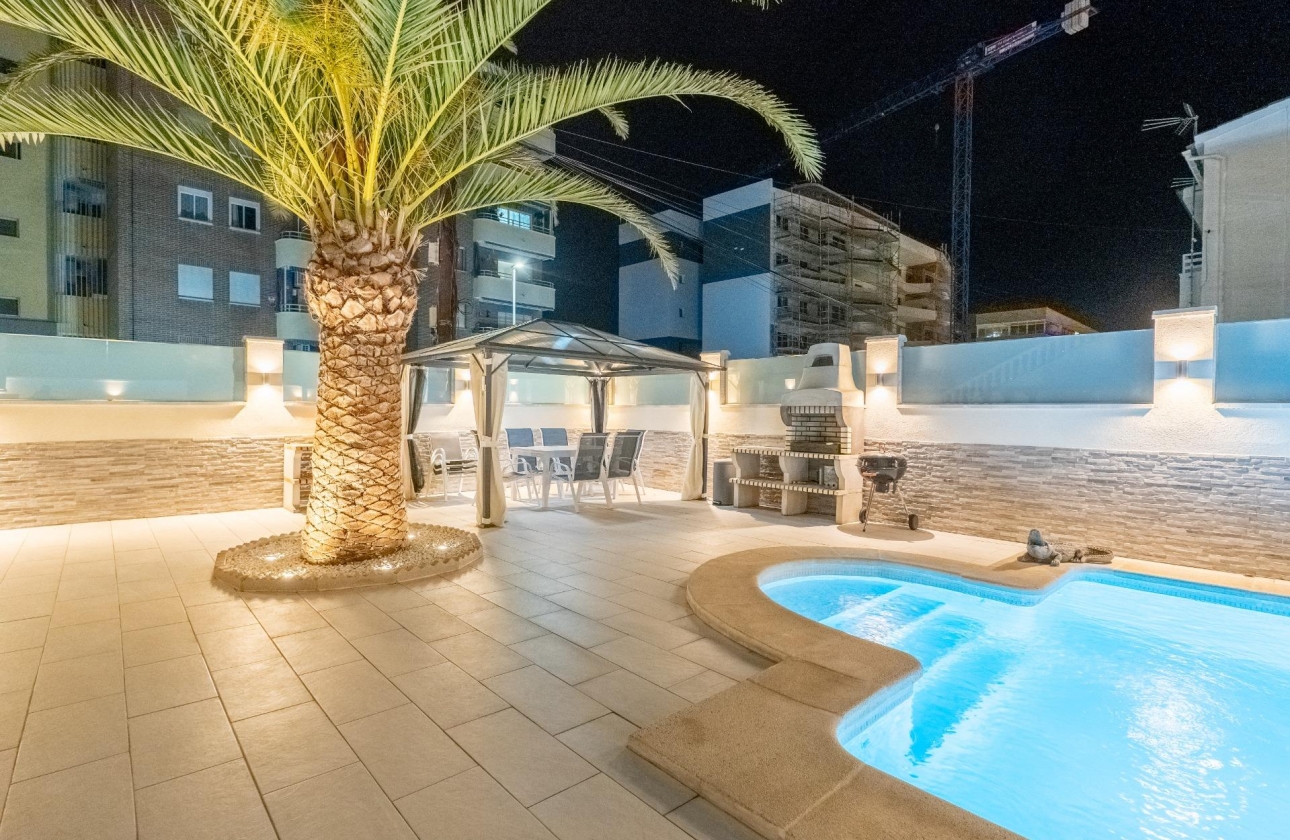 Rynek wtórny - Szeregowiec - Torrevieja - Punta Prima