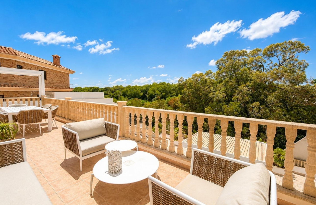 Rynek wtórny - Villa - Orihuela Costa - Campoamor