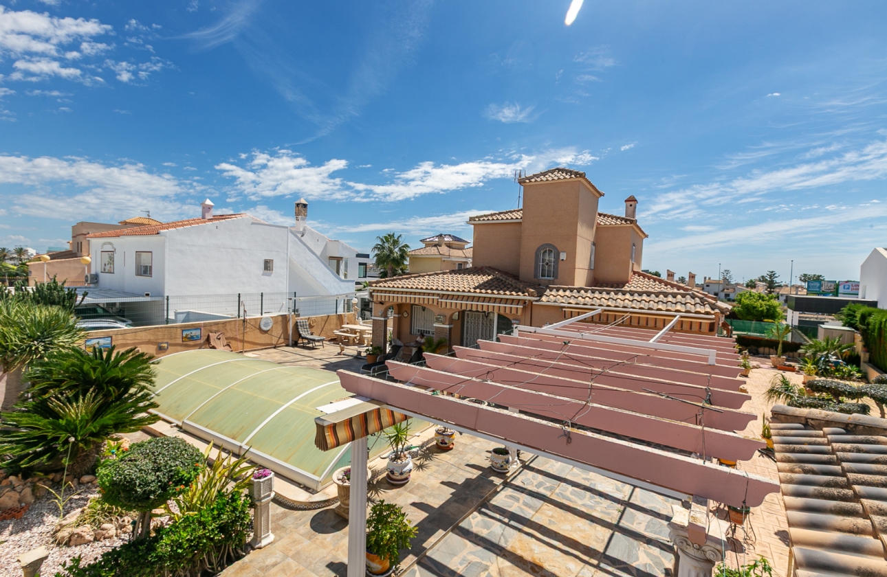 Rynek wtórny - Villa - Orihuela Costa - La Zenia