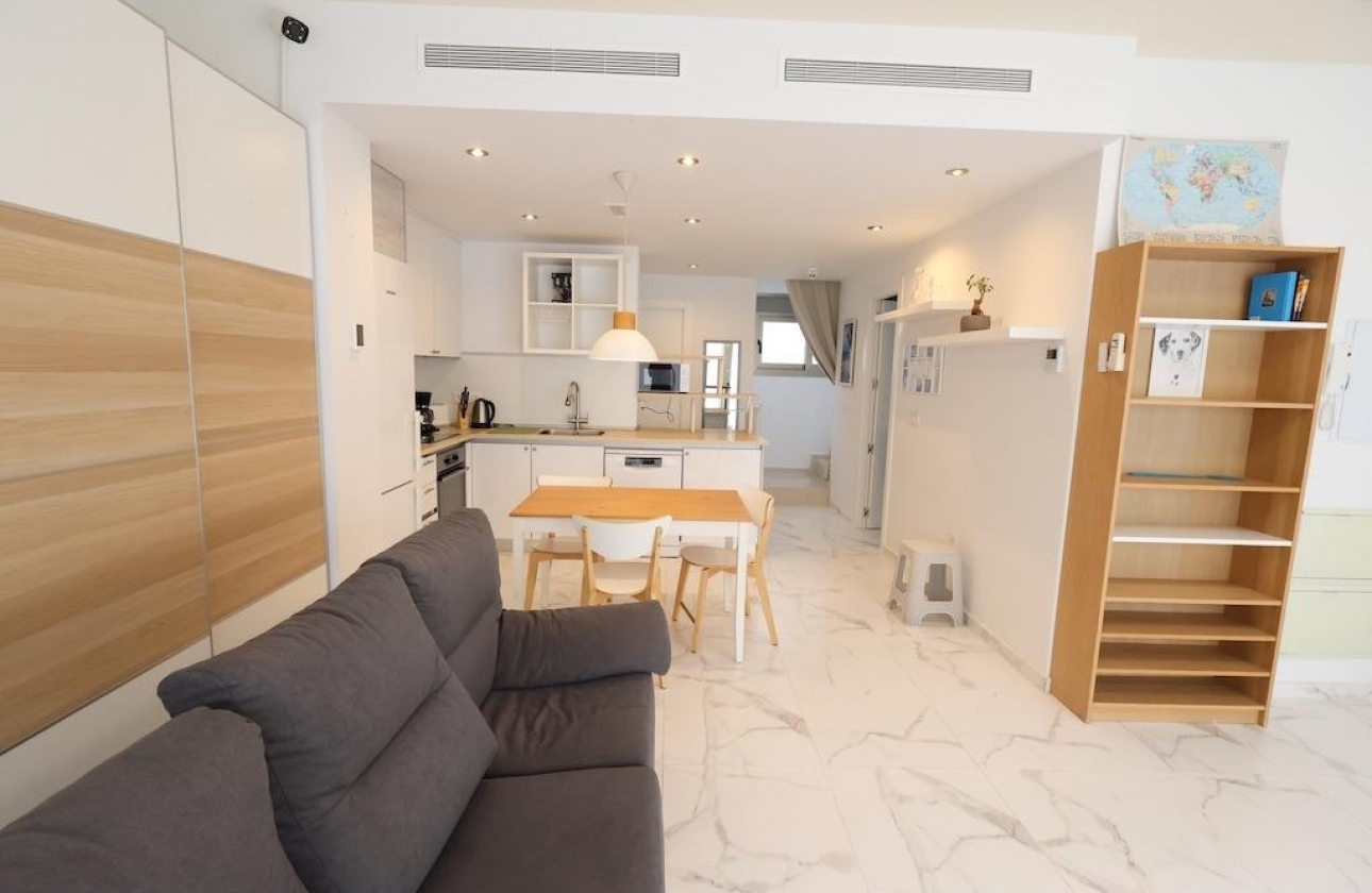 Rynek wtórny - Villa - Orihuela Costa - Villamartín