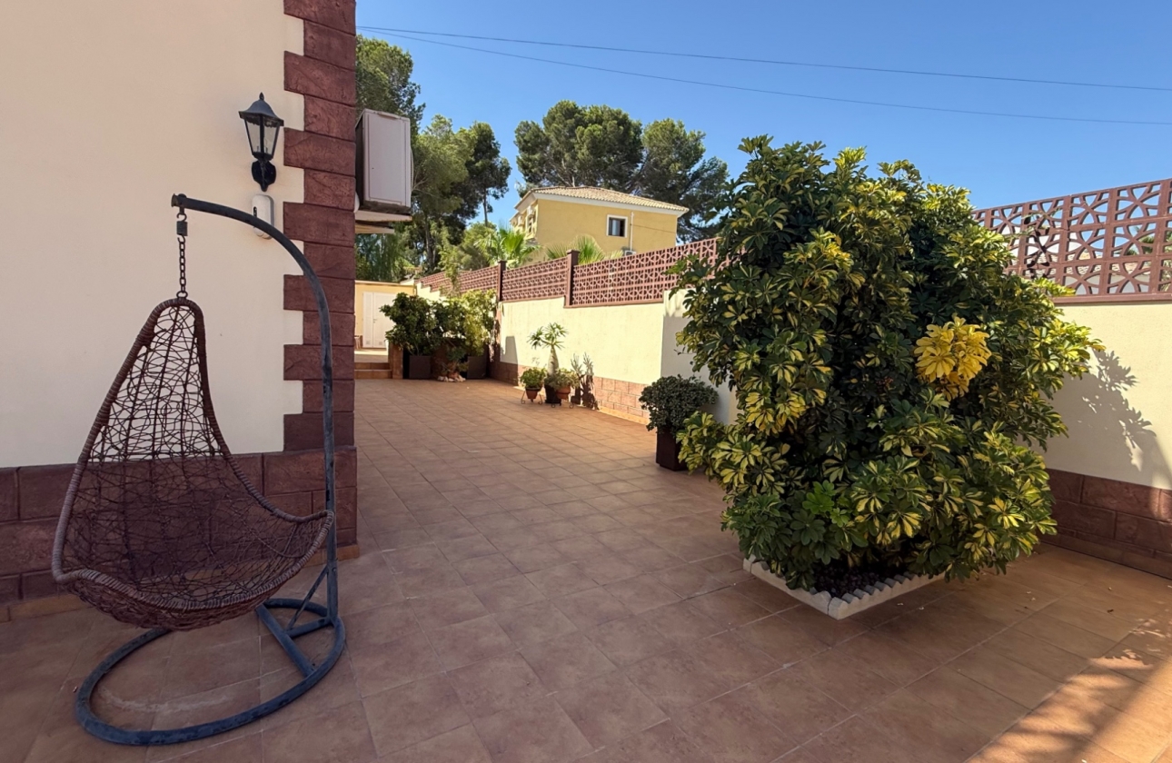 Rynek wtórny - Villa - Torrevieja - Costa Blanca Sur
