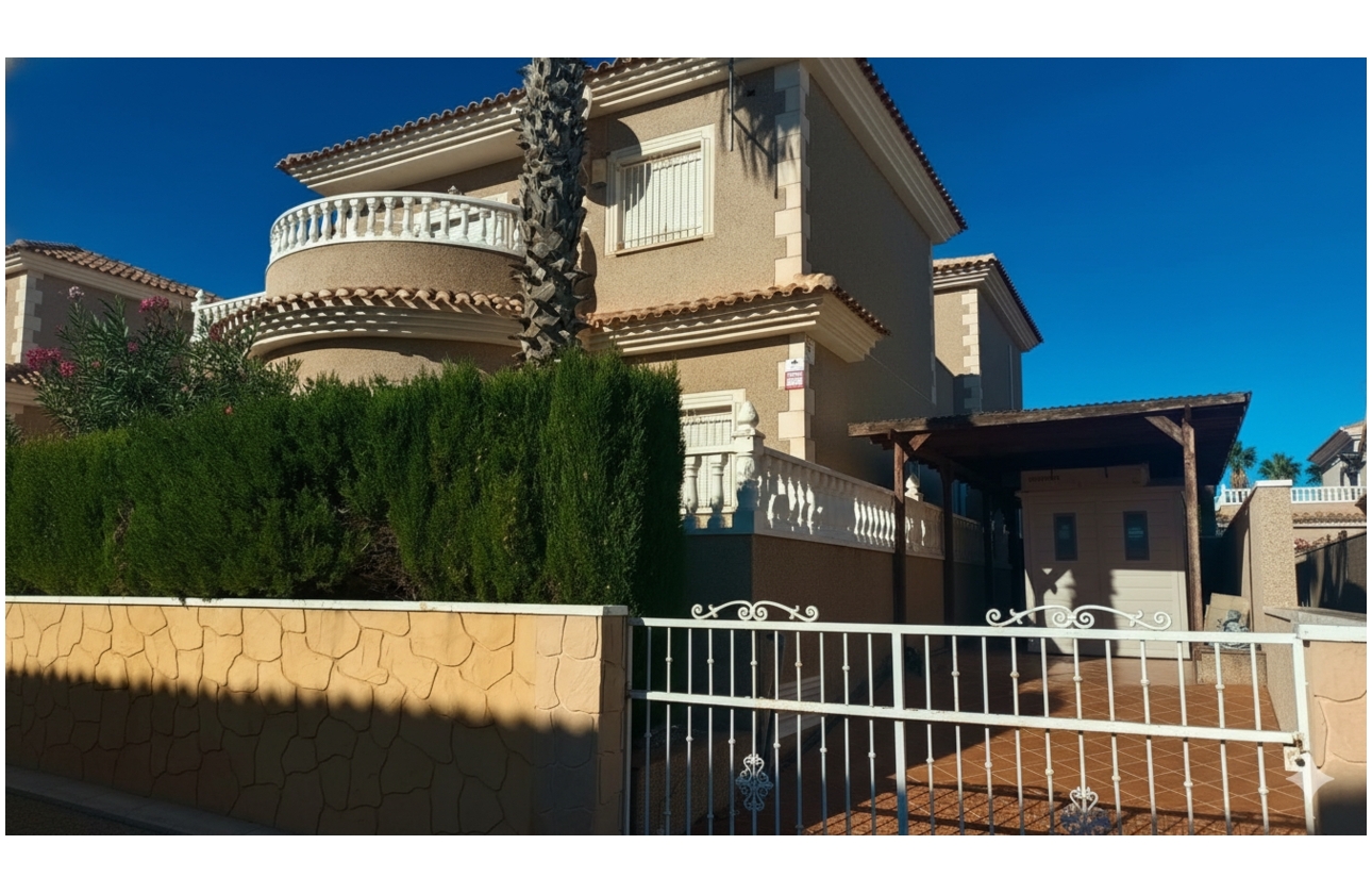 Rynek wtórny - Villa - Torrevieja - Los Altos