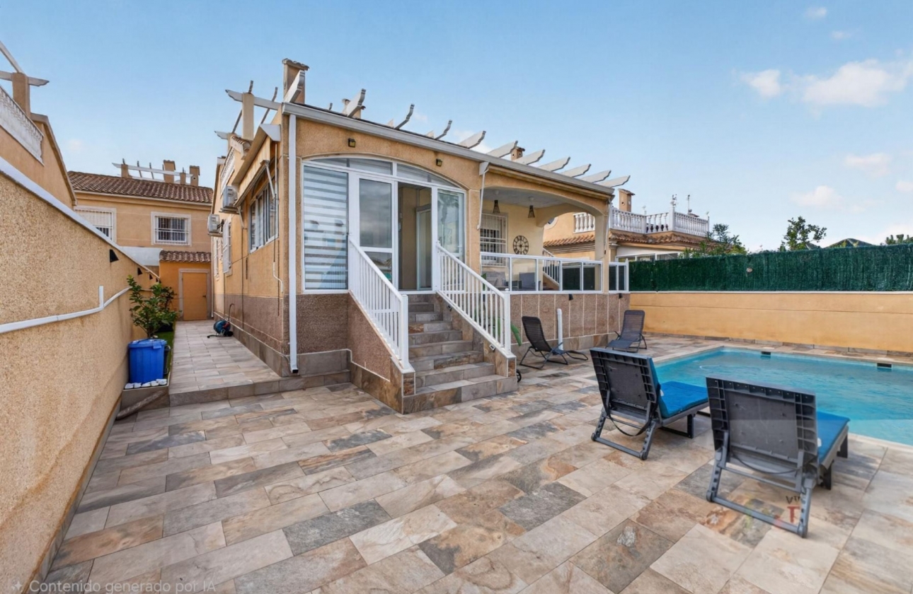 Rynek wtórny - Villa - Torrevieja - Los Altos