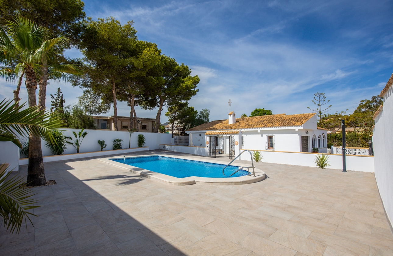 Rynek wtórny - Villa - Torrevieja - Los Balcones