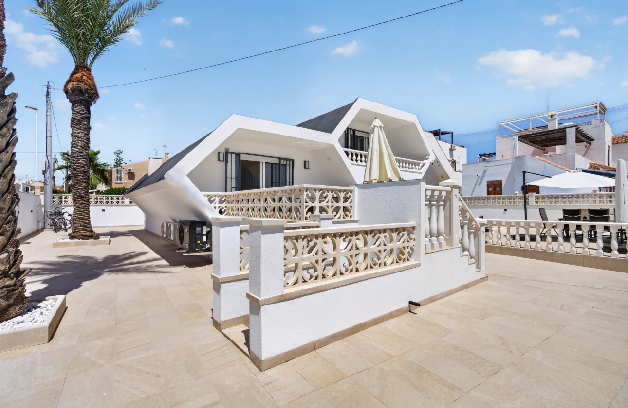 Rynek wtórny - Villa - Torrevieja - Playa de los Locos