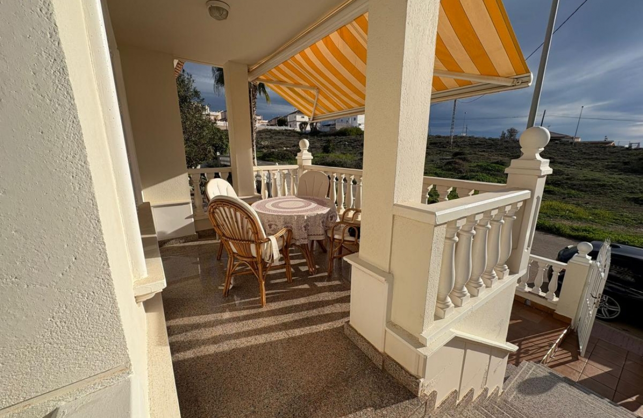 Rynek wtórny - Villa - Torrevieja