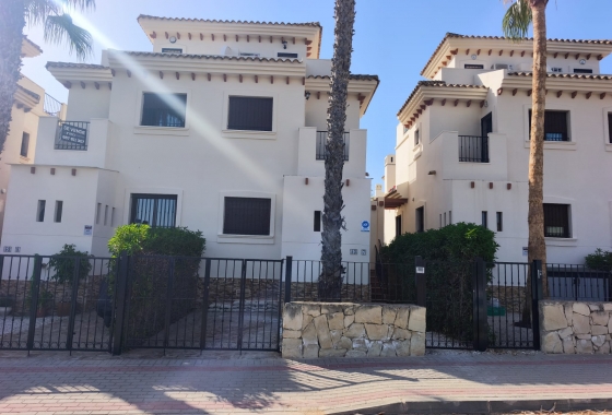 Semi-detached - Resale - Algorfa - La Finca Golf Resort