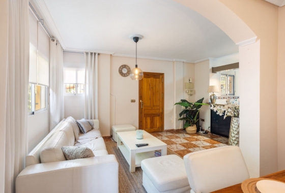 Semi-detached - Resale - Orihuela Costa - La Regia