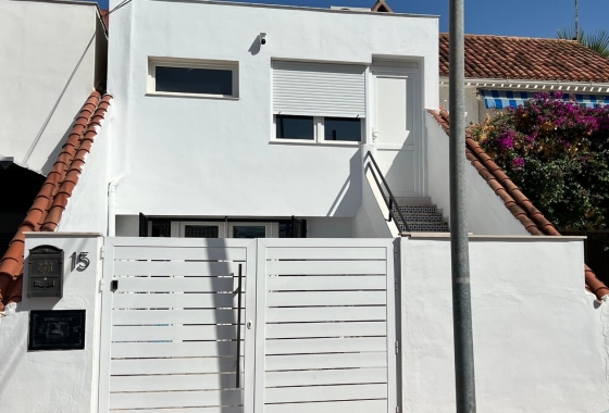 Szeregowiec - Rynek wtórny - Torrevieja - Los Balcones