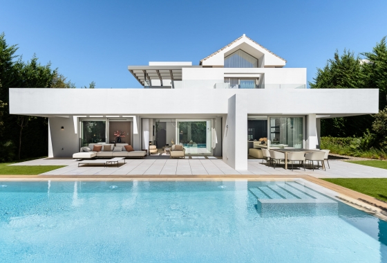 Villa - New Build - Estepona - Estepona