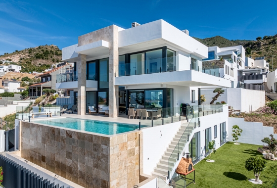 Villa - Obra nueva - Benalmádena - Benalmádena