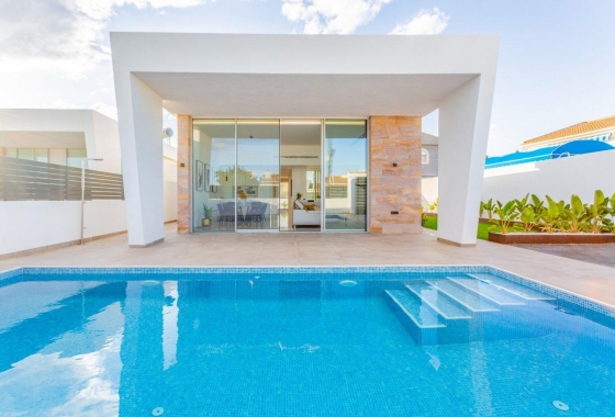 Villa - Obra nueva - Torrevieja - Torreta Florida