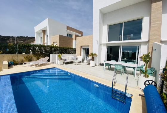 Villa - Resale - Algorfa - La Finca Golf