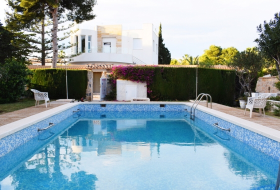 Villa - Resale - La Zenia - La Zenia