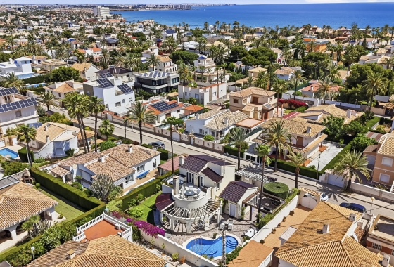 Villa - Resale - Orihuela Costa - Cabo Roig