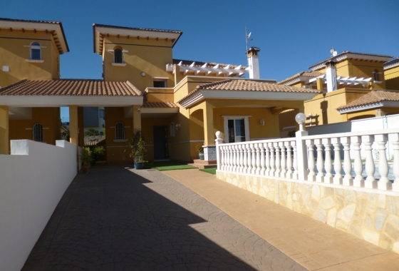 Villa - Resale - Orihuela Costa - La Zenia