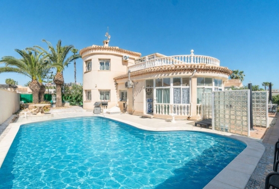 Villa - Resale - Orihuela Costa - Playa Flamenca
